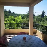 Refined Sea View *