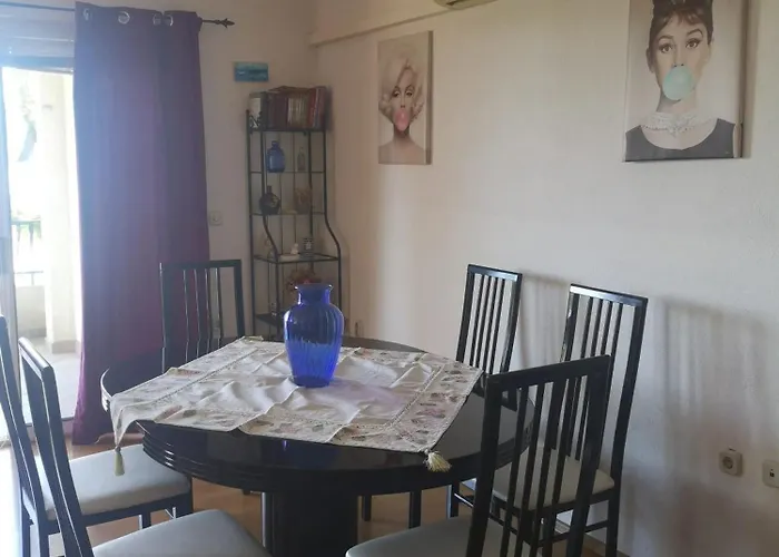 Comfortable In Makarska, 80 M², Sea View And Terrace Appartamento *