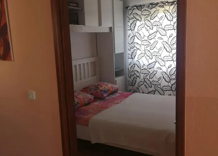 Comfortable In Makarska, 80 M², Sea View And Terrace * Makarska