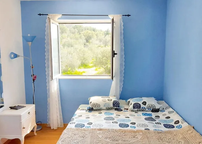 Comfortable In Makarska, 80 M², Sea View And Terrace