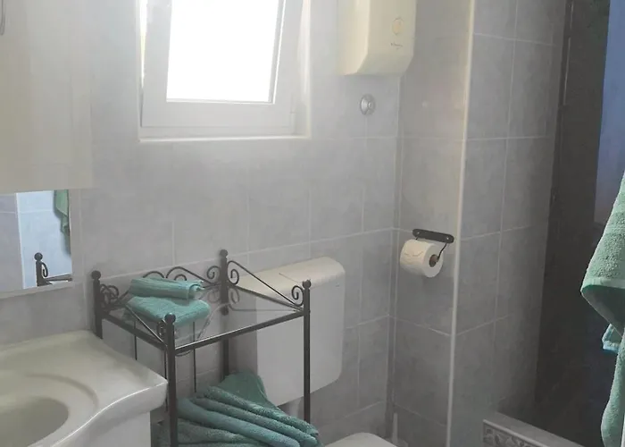 Comfortable In Makarska, 80 M², Sea View And Terrace *