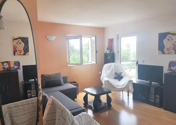 Comfortable In Makarska, 80 M², Sea View And Terrace