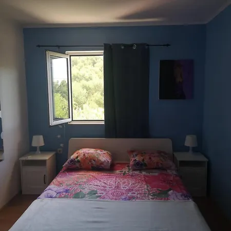 Apartamento Comfortable In Makarska, 80 M², Sea View And Terrace Makarska