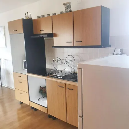 Comfortable In Makarska, 80 M², Sea View And Terrace Apartamento Makarska