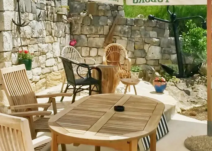 Refined Sea View Apartment Makarska