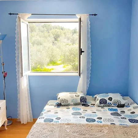 Comfortable In Makarska, 80 M², Sea View And Terrace