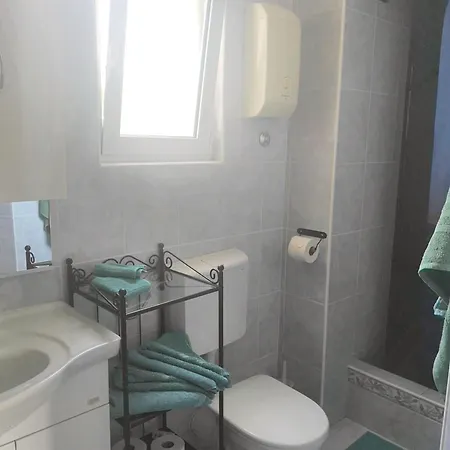 Comfortable In Makarska, 80 M², Sea View And Terrace *